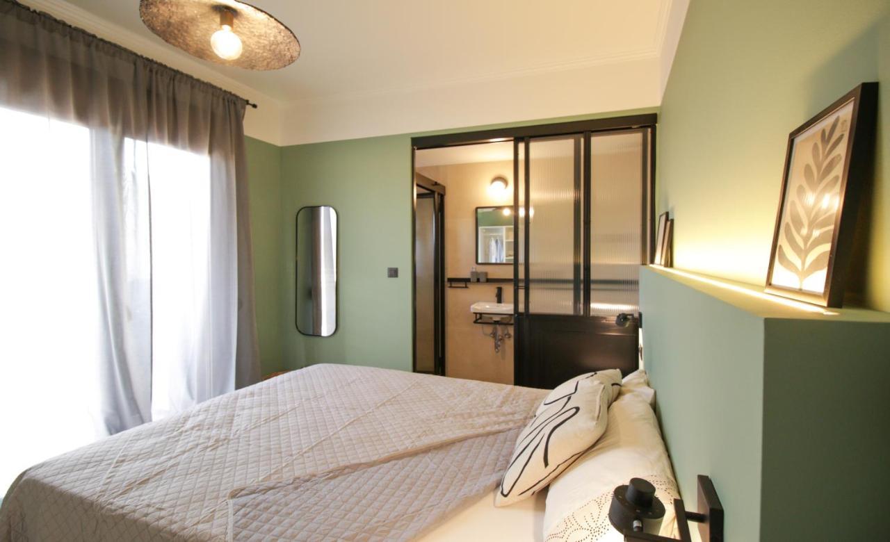 Onos - 2 Bedroom 2 Bathroom Penthouse With Terrace In Old Town Kalamata Exteriér fotografie