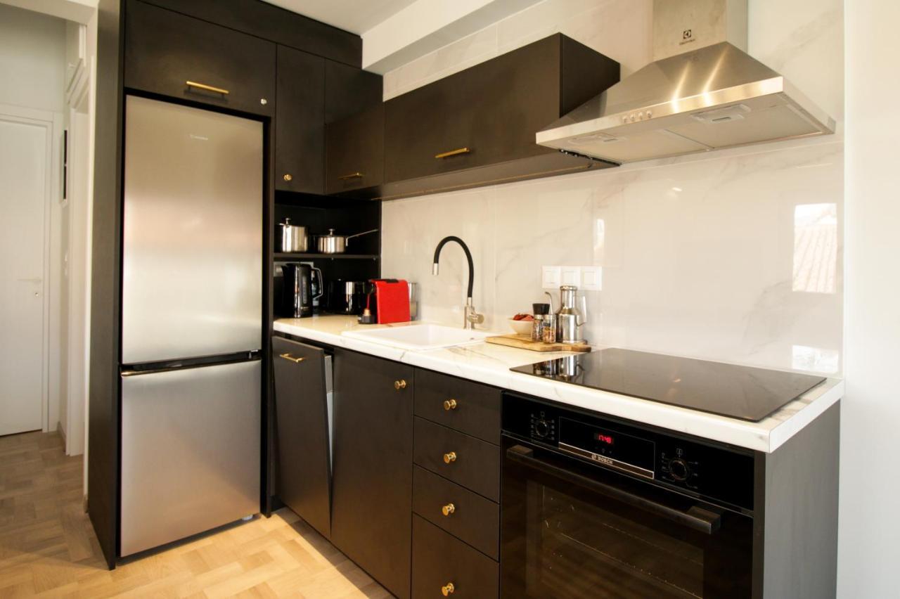 Onos - 2 Bedroom 2 Bathroom Penthouse With Terrace In Old Town Kalamata Exteriér fotografie